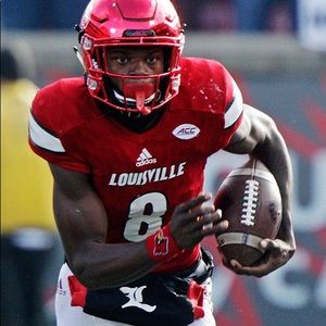 Meet your Posher, Deonta